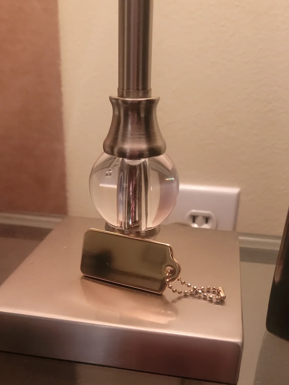 COACH CHARM NEW YORK. GOLD BRASS, THICK METAL FOB BAG KEYCHAIN HANG TAG.